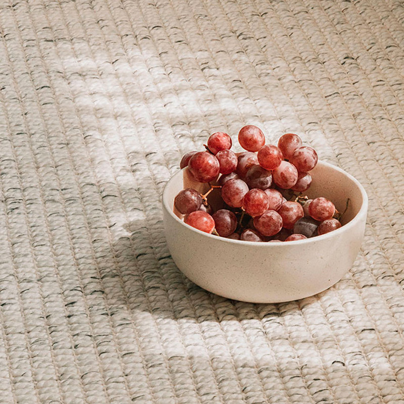 Amara Hand Loomed Area Rug in Natural/Black, Rectangle 5' x 8'