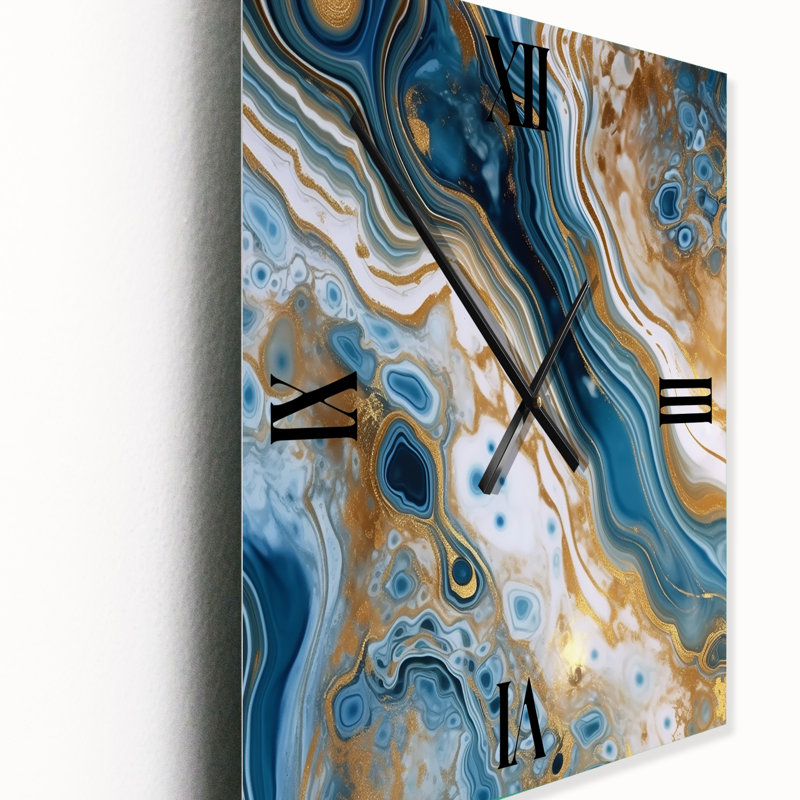 Blue and White Marble Dreams - Horloge murale abstraite en métal, Petit