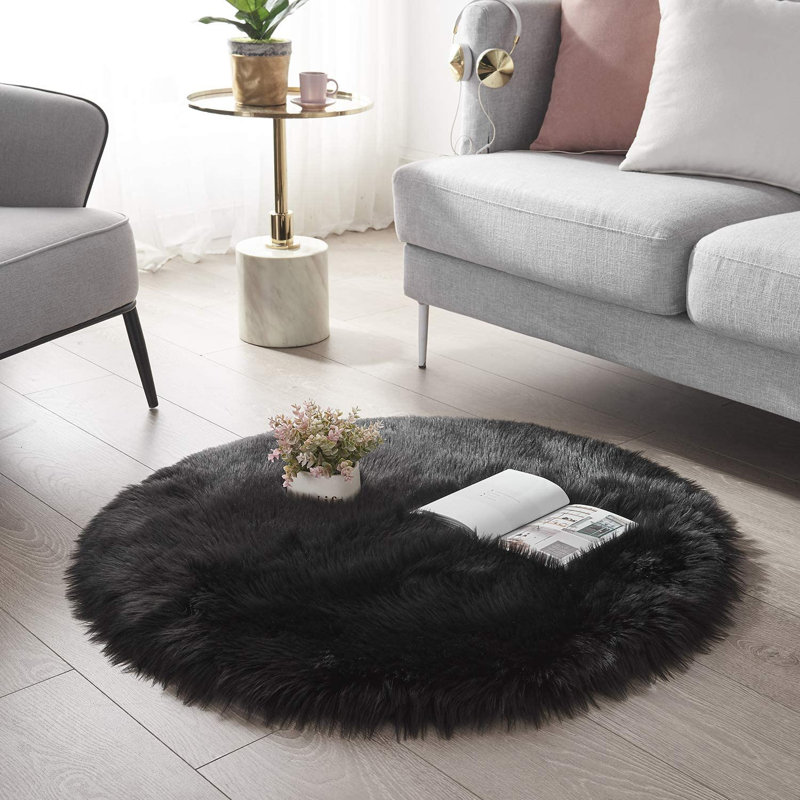 Malbora Faux Sheepskin Indoor Rug, Round 3'