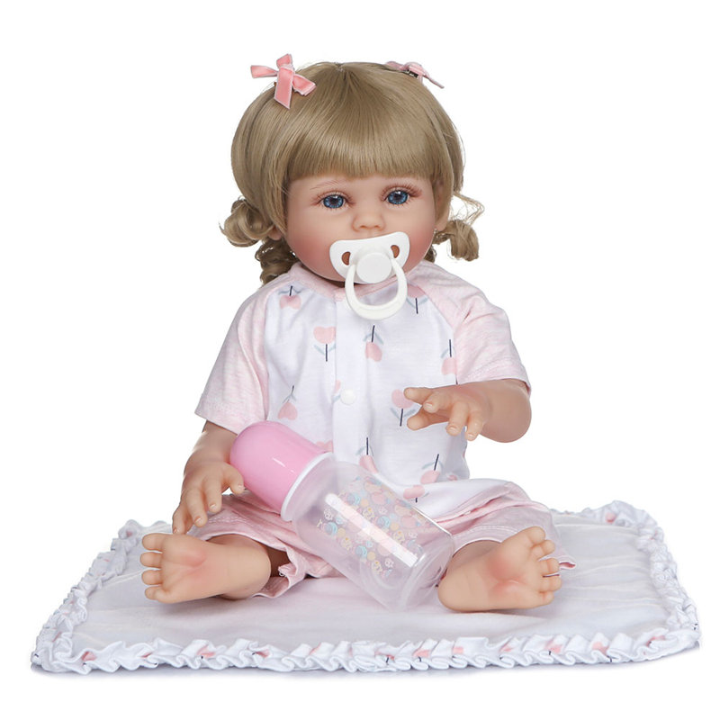 Poupée en silicone