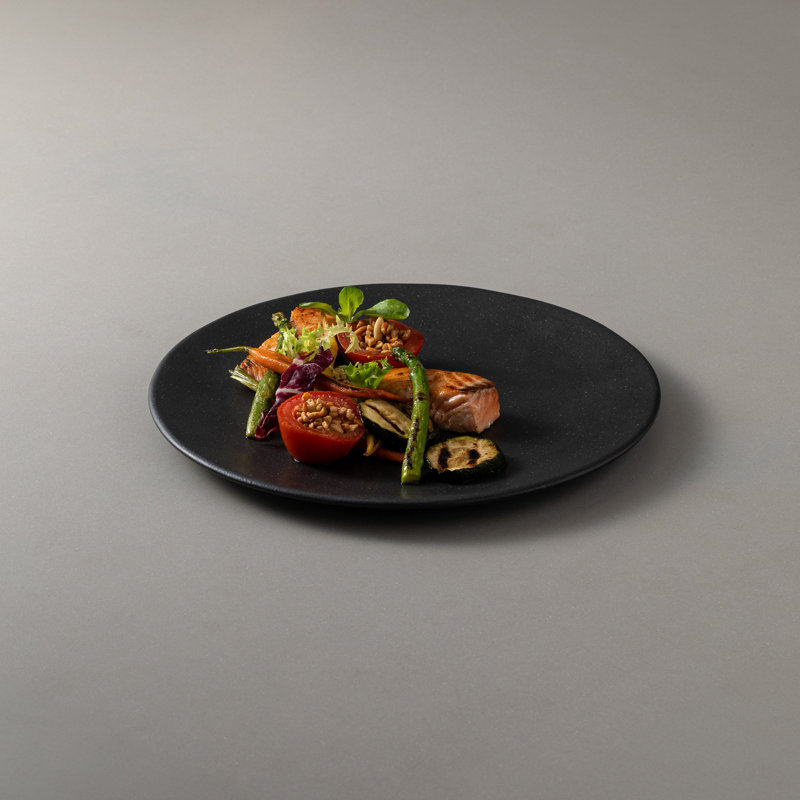 Roda Handmade Stoneware Dinner Plate, Black