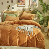 Velvet Comforter Set Lake Flannel Bedding Comforter Set Winter Warm Bright Heavyweight Warm Blanket Quilts Modern Winter Warm 3 Piece Velvet Comforter Set For Bed