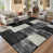 Black and White est en rupture de stock
