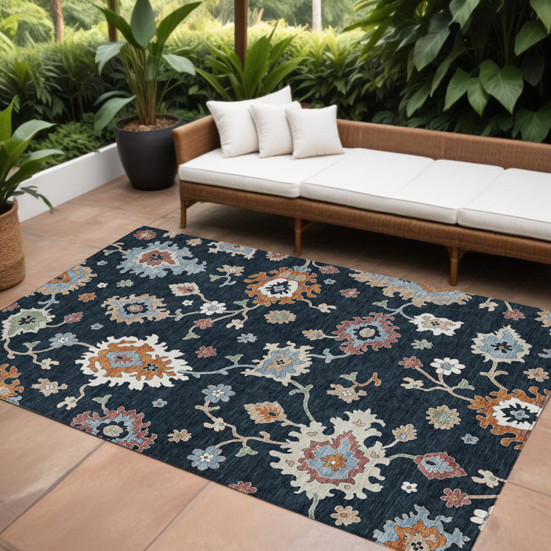 Tapis bleu lavable intérieur / extérieur 8 pi x 10 pi floral