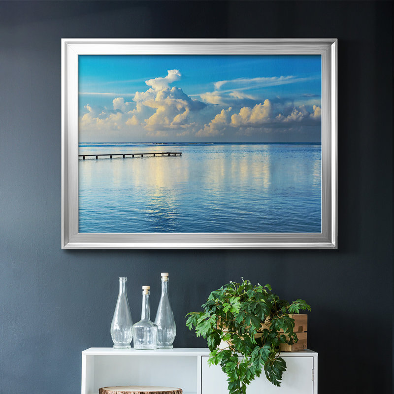 Sunrise Dock, reproduction d'art sur toile, Cadre argenté sur papier, 27" H x 39" W x 1.5" D
