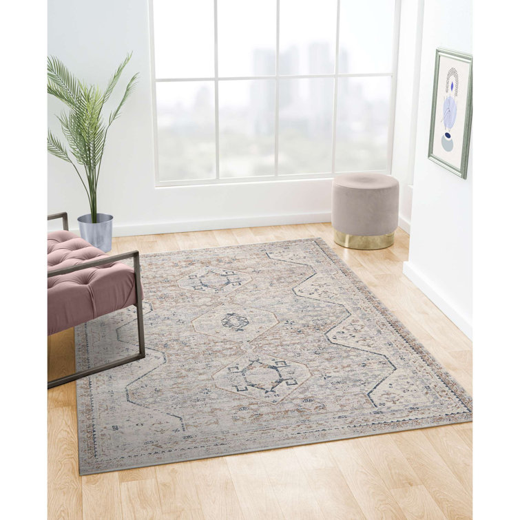 Illi Heirloom Caspian Area Rug