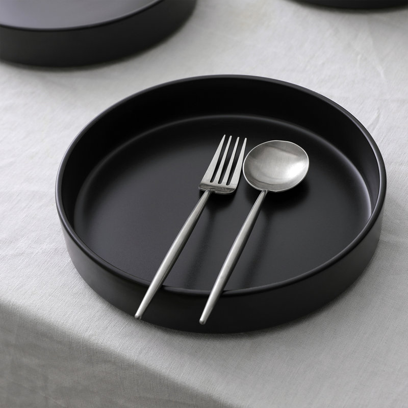 Black Ceramic Minimalist 24-Piece Dinnerware Set