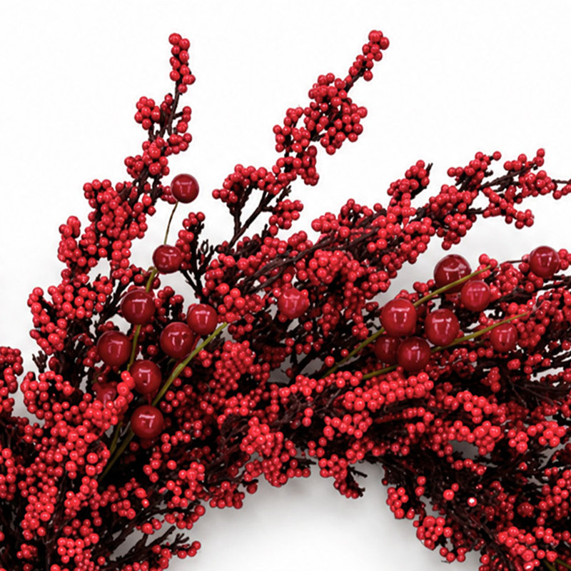 Couronne de Noël artificielle 24 po avec baies rouges, couronne de fêtes réaliste rouge et verte pour porte d'entrée, mur, manteau de cheminée