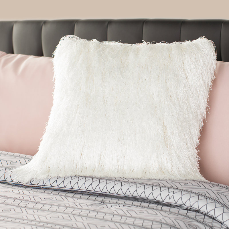  Indoor/Outdoor Throw Pillow, 20" x 20", Champagne
