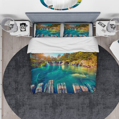 Ensemble de housse de couette Waters in Plitvice Designart