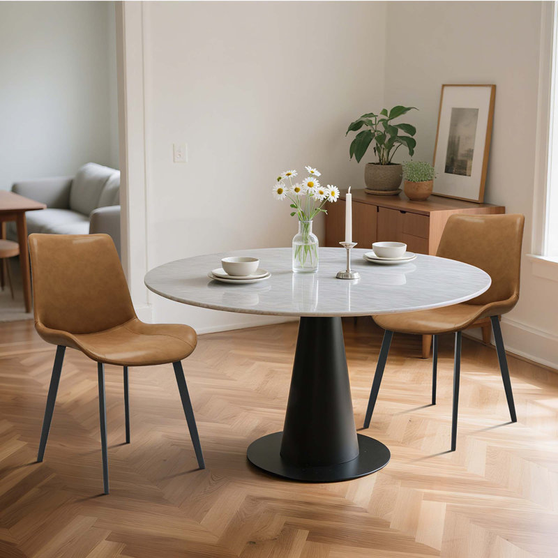 Chaise en polyuréthane avec pieds en métal, Brun