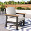 Chaise de patio avec coussins