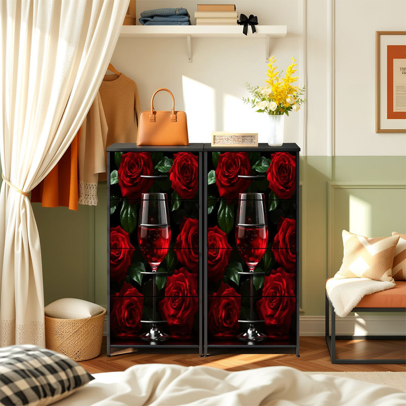 Commode pour chambre à coucher avec 4 tiroirs de rangement en verre de vin rouge entourés par des raisins roses Commode commode en tissu avec cadre en acier pour vestibule