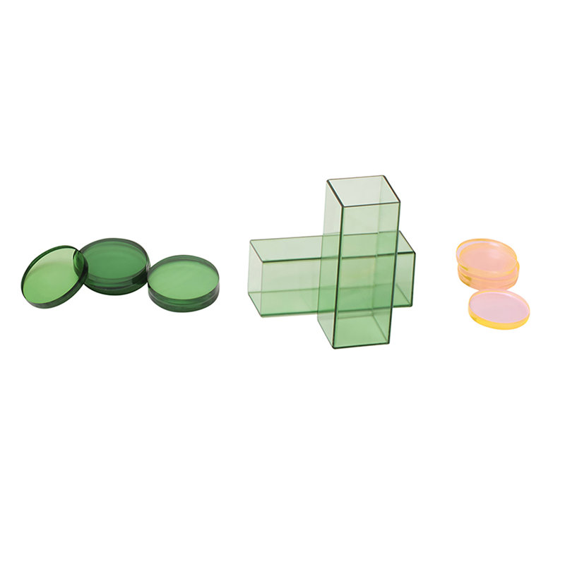 Sunnylife: Lucite: Backgammon - Ombre Sherbert - Jeu classique, ensemble de collection, plateau se transforme en étui de transport, jetons et dés élégants, 2 joueurs