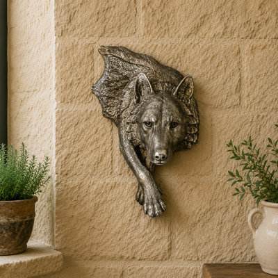 Wolf Silver Animal Statement Wall Décor