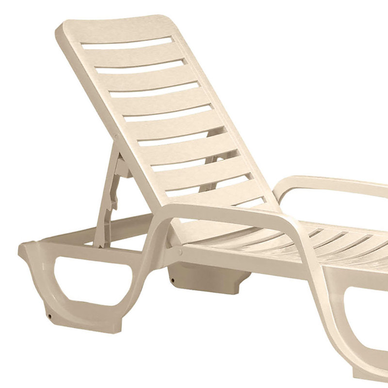 Chaise longue inclinable 75 po Grosfillex Bahia, Grès