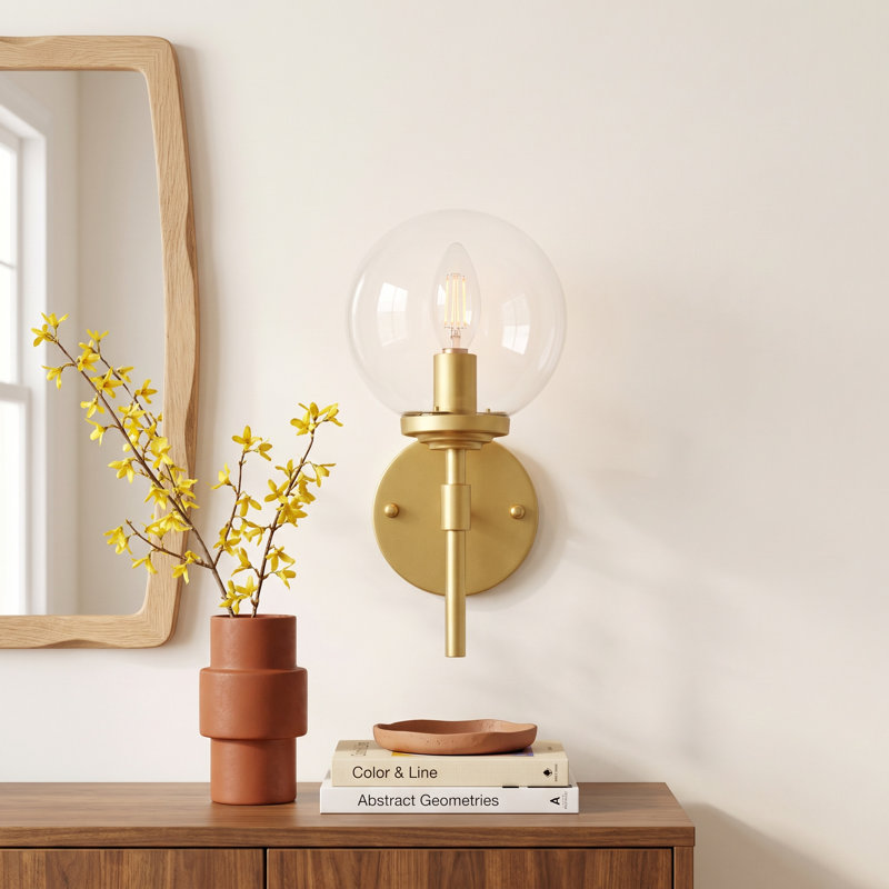 Nele Armed Sconce, Brass