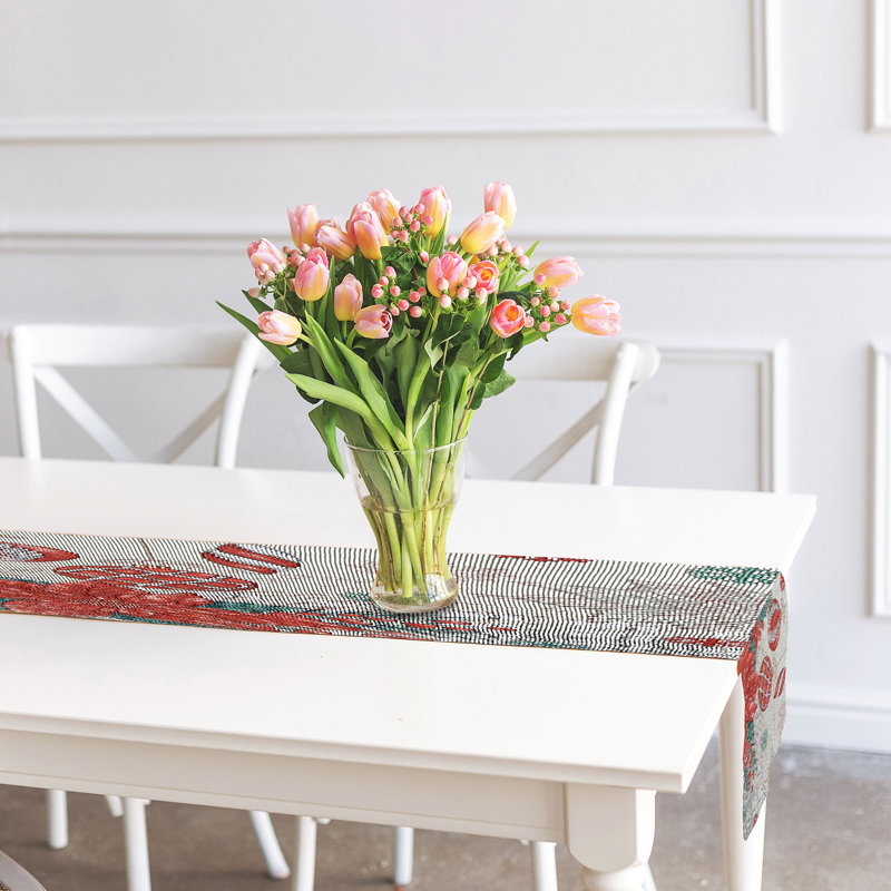 Chemin de table en tapisserie (poinsettia et ornements) (54 po)