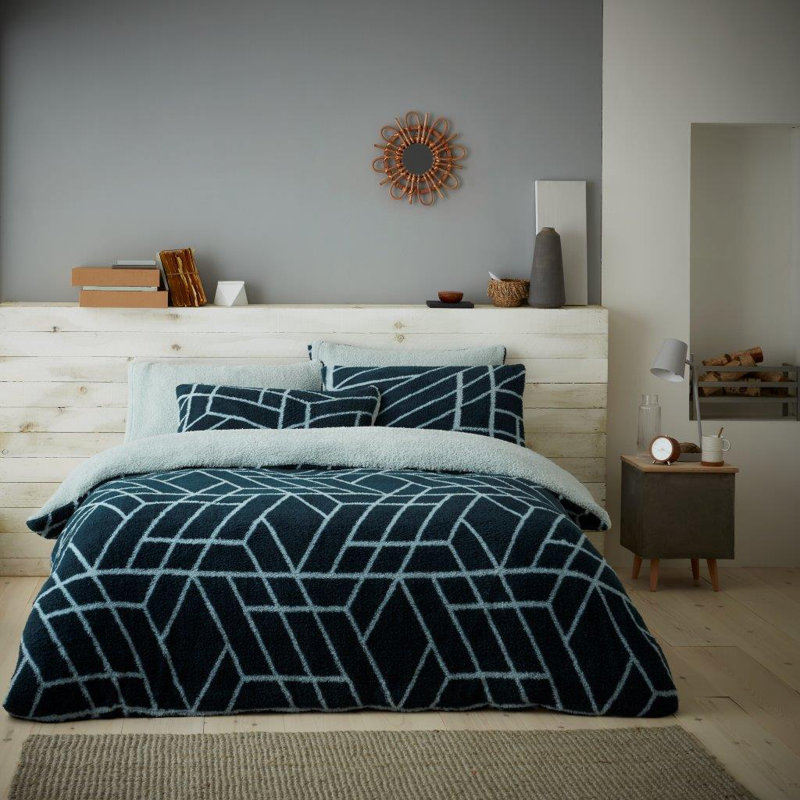 Polyester Geometric Shapes Duvet Cover with Pillowcases, Green, Kingsize - 2 Standard Pillowcases