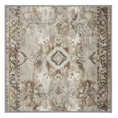 Tapis Echoed Past
