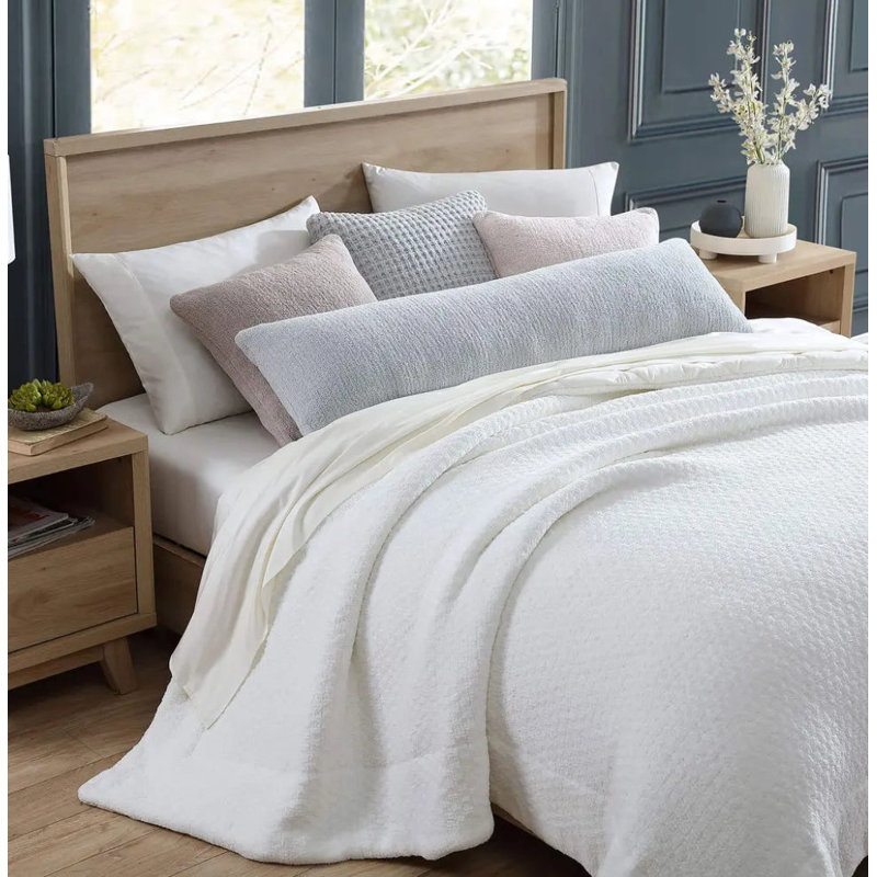 Snug Memory Foam Plush Pillow, Cloud Gray