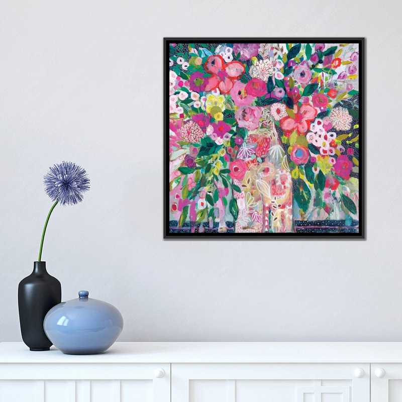 «Pale Vase», impression sur toile, H 18 po x l 18 po x P 1,5 po, Toile avec cadre noir, Pas de tapis