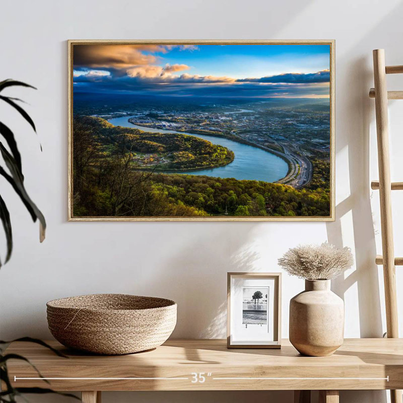 Vue aérienne de Chattanooga, Tennessee, Cadre flottant en bois naturel, 25 po x 17 po