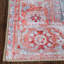 Tapis oriental rouge tissé à la machine 5 pi x 8 pi Berry
