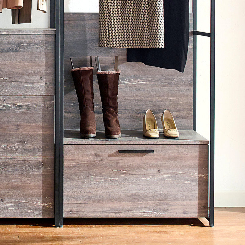 Advanced Walk-In Closet System For Efficient Clothing Organization