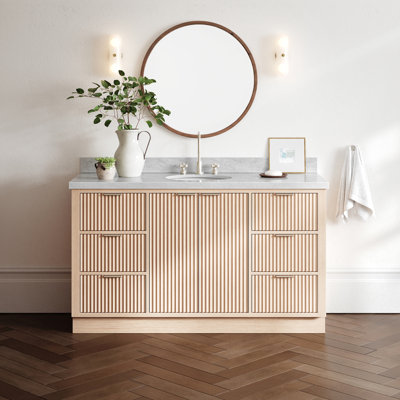 Meuble-lavabo simple en chêne massif 60 po avec plateau en marbre de Carrare 1,5 po Haun