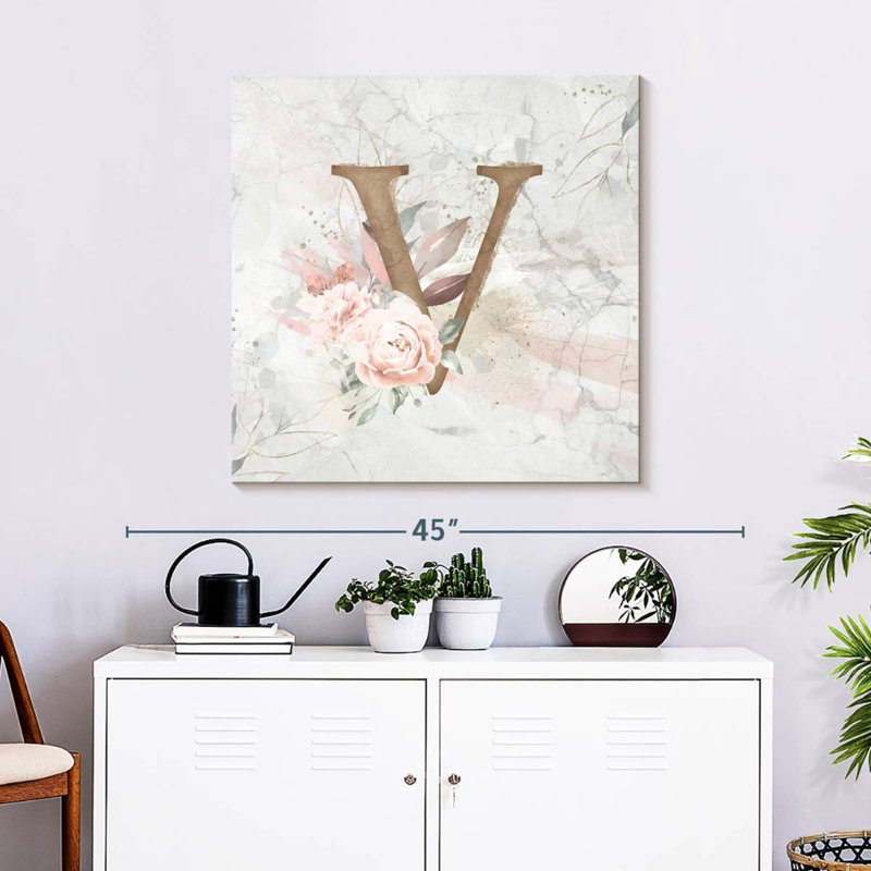 Keiri Floral Letter V