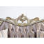Chaise de style traditionnel 1pc avec garniture cloutée et dossier capitonné avec dossier arrondi et coussin décoratif inclus