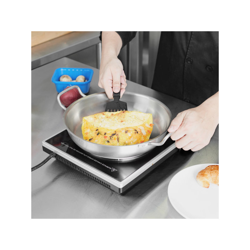 Poêles à omelette Centurion® - 3,25 pte - 3,1 L, 2,25 pt