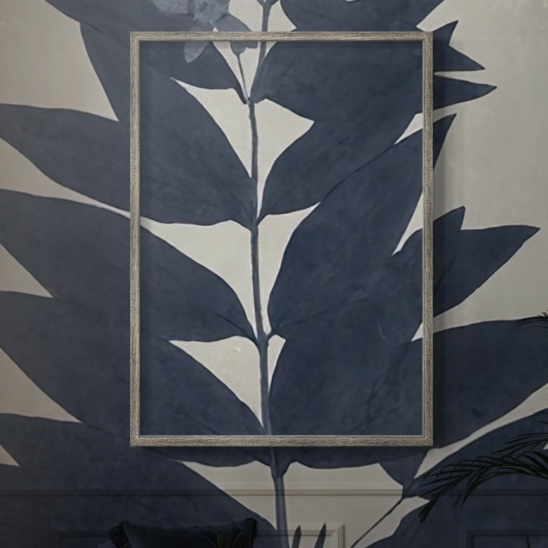 Reproduction encadrée de fleurs bleu marine pressées IV - bois massif, H 11 po x l 9 po