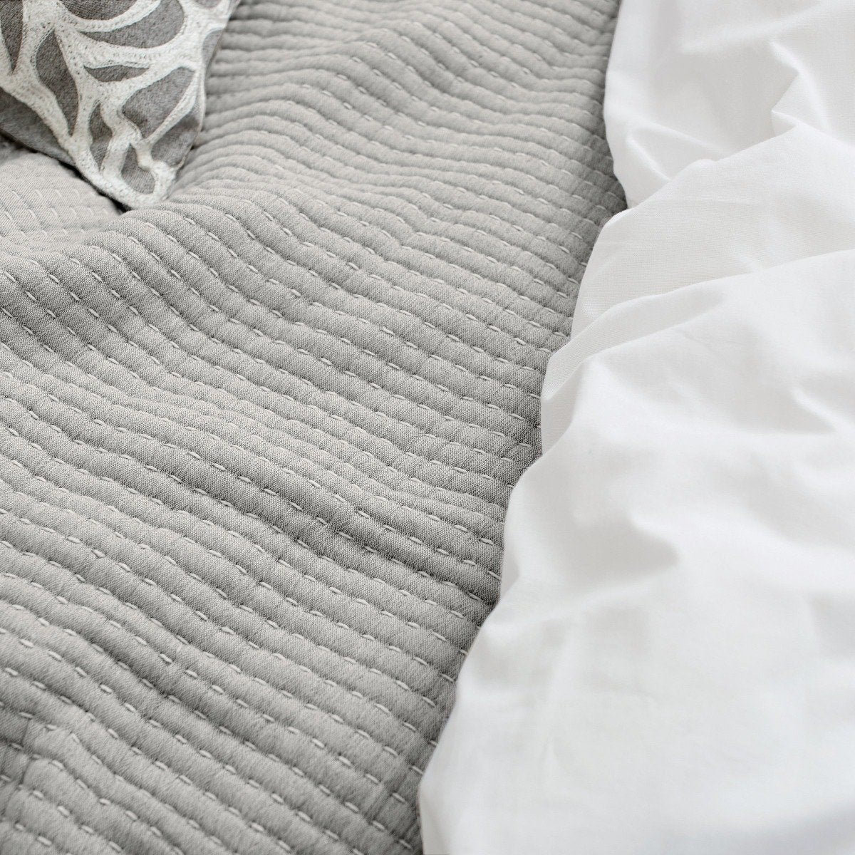 Maybell Cotton Throw Blanket, Queen, White