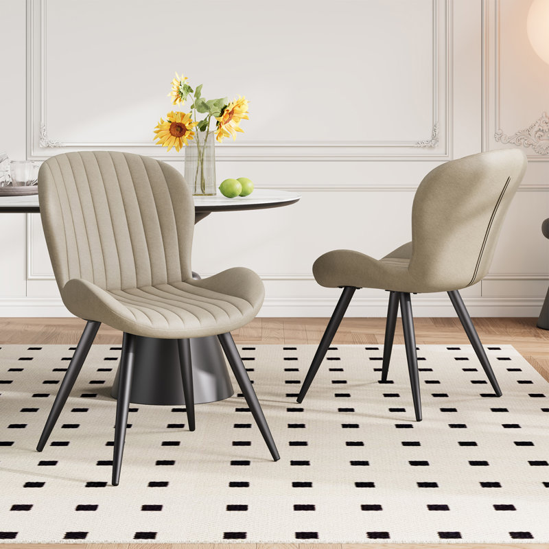 Chaise contemporaine, Beige