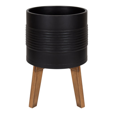 Tyne Metal Pot Planter