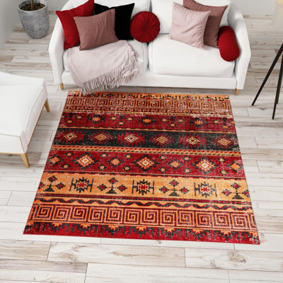 Tapis géométrique rouge