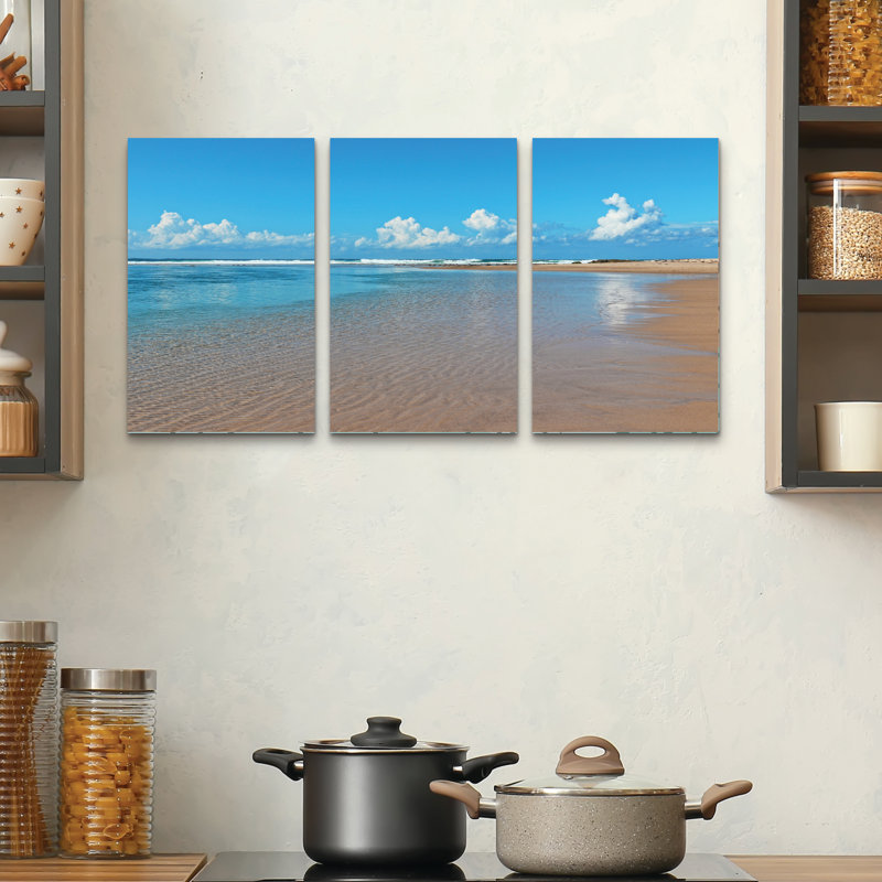Ensemble de 3 panneaux muraux - Beata Czyzowska Young «Beach Time 3», art mural sur toile pour le salon, la chambre à coucher ou le bureau 