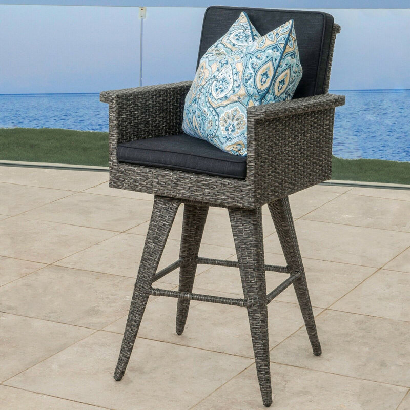 Tabouret de bar d'extérieur pivotant en osier avec coussin résistant à l'eau