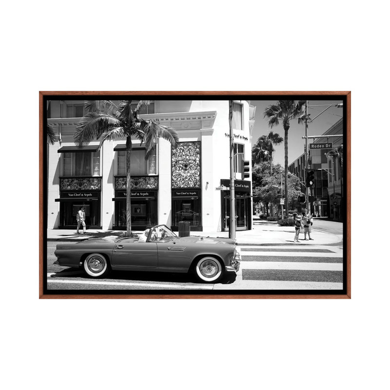 Rodeo Drive Classic - impression d'art mural, H 40 po x l 60 po, Reproduction encadrée sans passe-partout, Brun