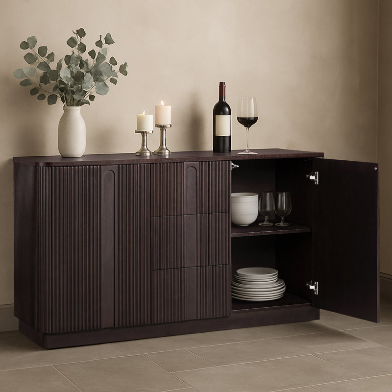 Buffet en bois massif à 3 tiroirs Potomac Reeded avec 2 portes et tablettes réglables, Espresso