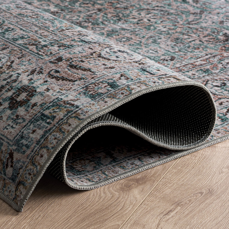 Kopervik Performance Machine Washable Oriental Rug, Rectangle 2'6" x 4'