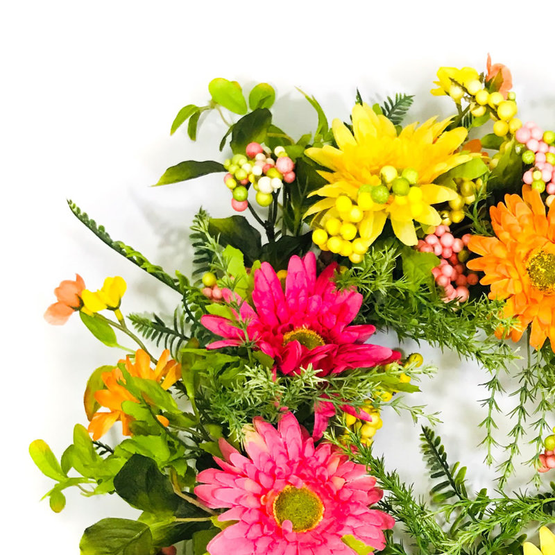 Faux Polyester 24'' Wreath