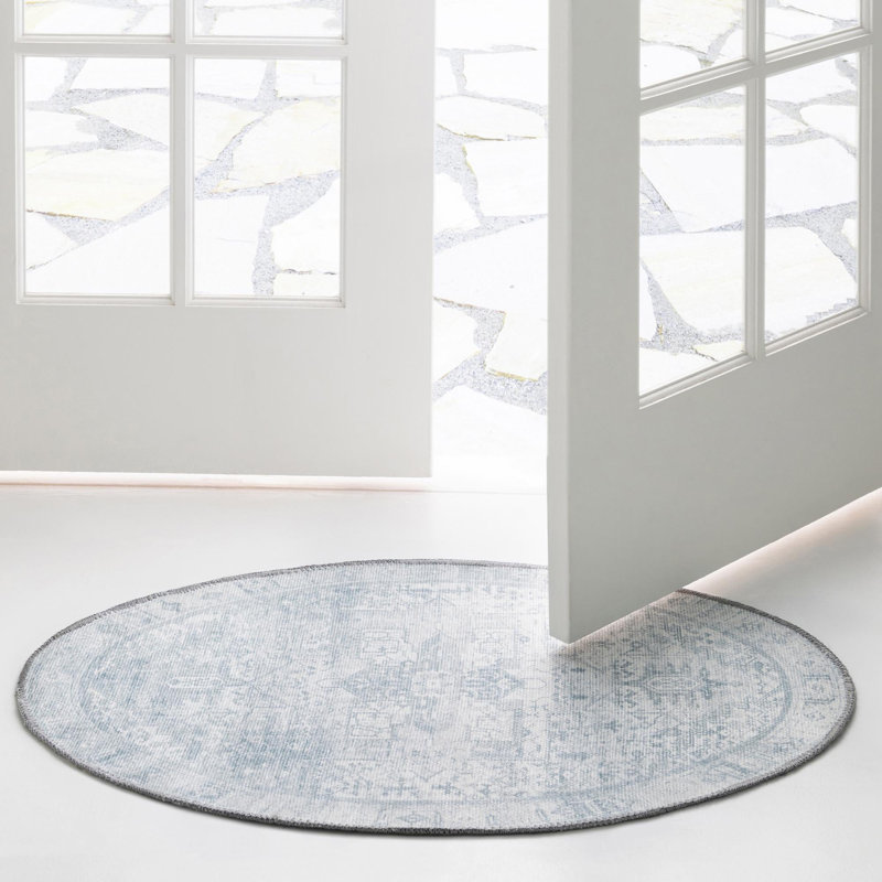 Oppie Oriental Indoor Rug, Oval 2' x 3'1"