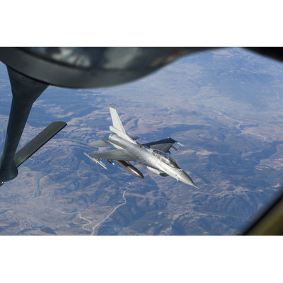 Mid-Air Refueling by Guvendemir