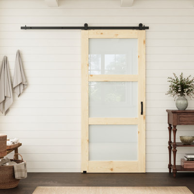Porte intérieure à 3 panneaux en pin et verre dépoli trempé, 36 po x 80 po, avec quincaillerie noire de style grange montée sur le dessus. Convient au salon et au garde-manger.