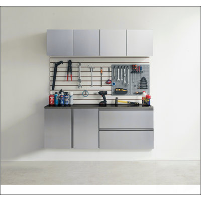 Ensemble d'armoires de garage gris métallique C (5 pièces) de la série Nova l 64 po x H 72 po x P 20 po avec fermeture en douceur, conception murale et fabrication durable