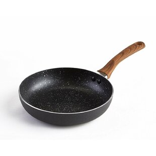 https://assets.wfcdn.com/im/47045540/resize-h310-w310%5Ecompr-r85/6082/60826577/IMUSA+Aluminum+Non+Stick+Skillet+Set.jpg