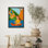 «Bright Woman in Yellow Boat», reproduction d'art encadrée, scène côtière vibrante pour une décoration intérieure décontractée